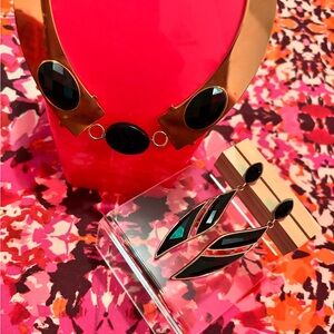 🍓Vintage Black and Gold Statement Necklace and Earrings Set